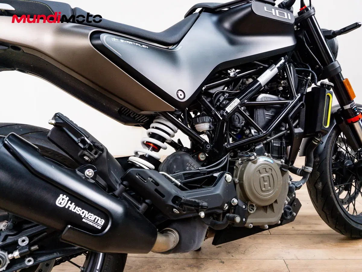 Husqvarna Svartpilen 401 (2020) (4)