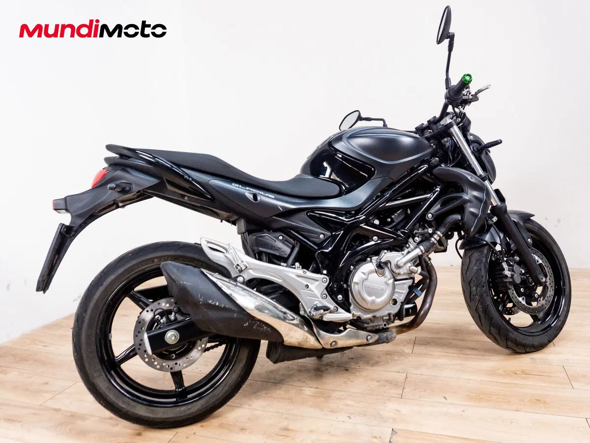 Suzuki Gladius 650 SFV ABS (2009 - 15) (3)