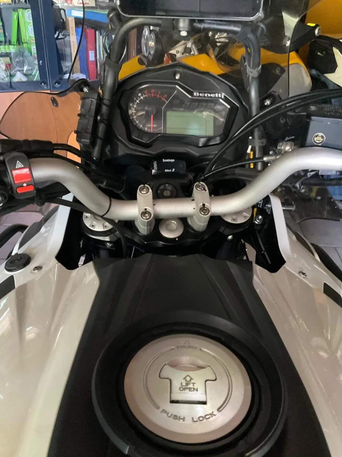 Benelli TRK 502X (2018 - 20) (2)