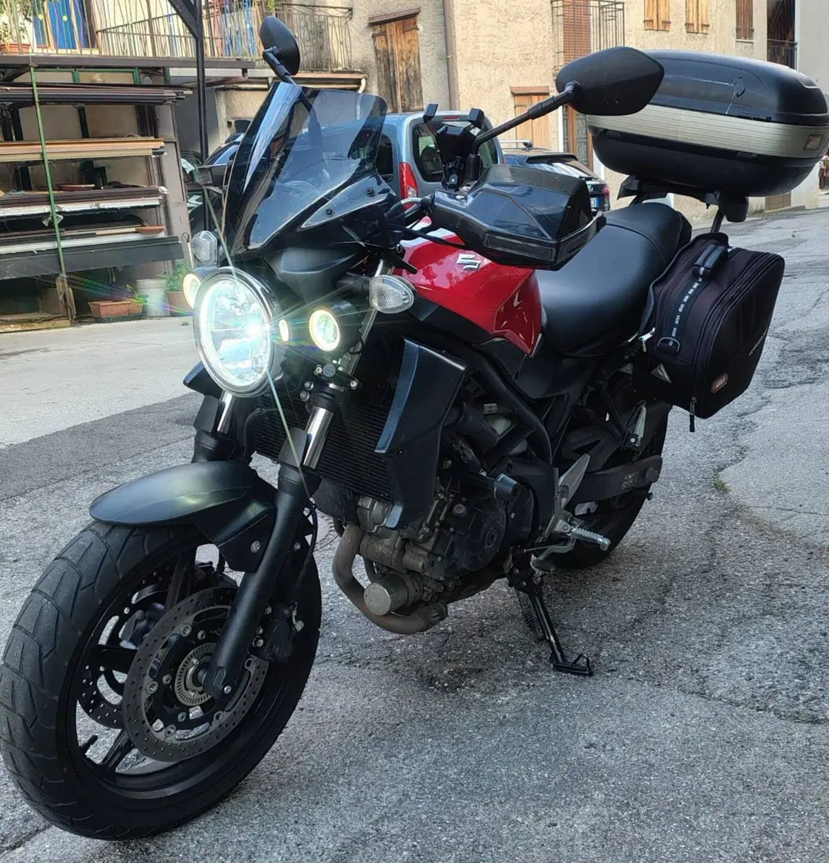 Suzuki SV 650 (2016 - 20) (2)