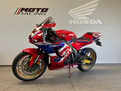 Honda CBR 600 RR (2024 - 26) usata
