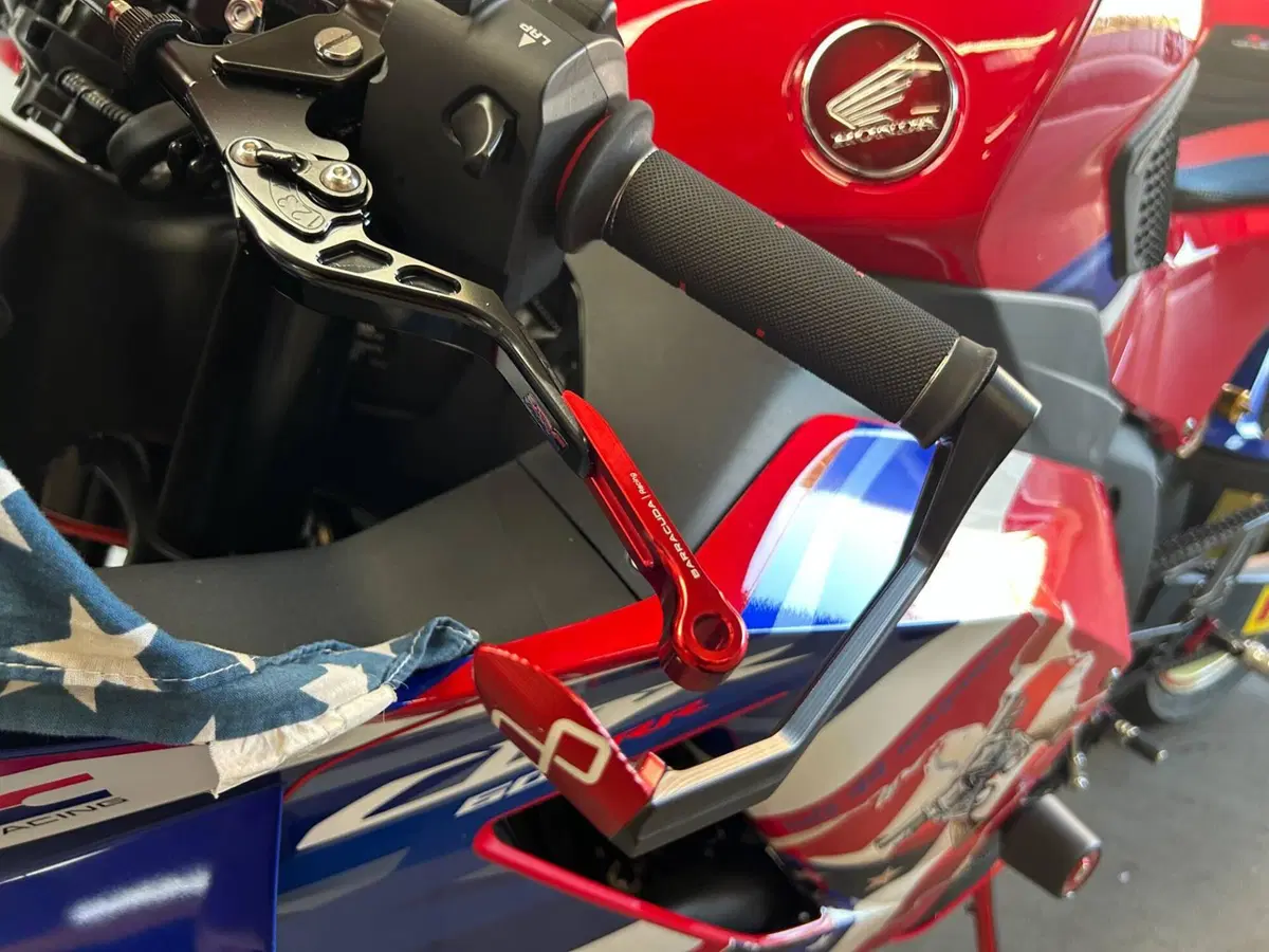 Honda CBR 600 RR (2024 - 26) (15)