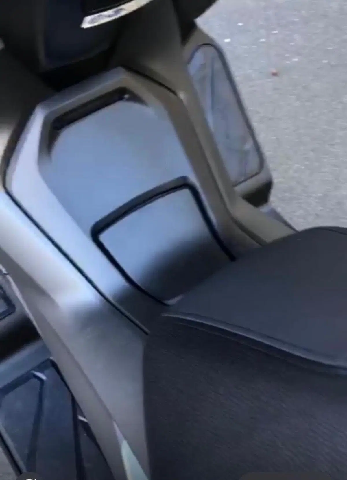Honda Forza 350 Deluxe (2022 - 24) (16)