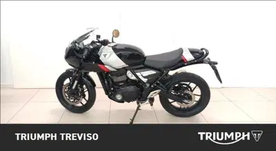 Triumph Thruxton 400 (2026) usata