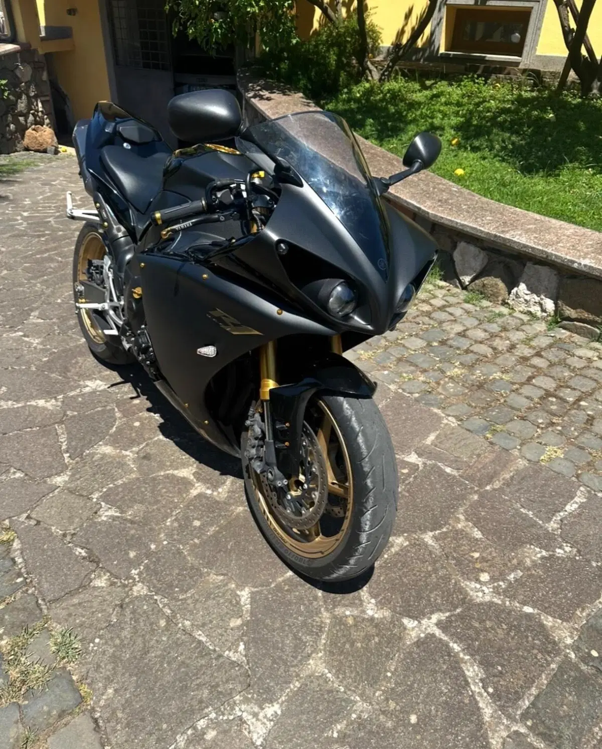 Yamaha YZF R1 (2012 - 14) (2)