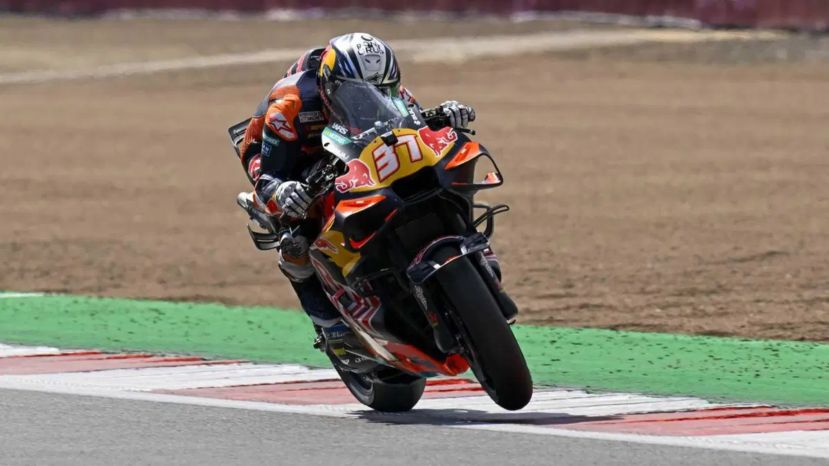 MotoGP 2026. GP del Regno Unito a Silverstone. Le foto più belle della gara e del weekend sul tracciato inglese! [GALLERY] (16)