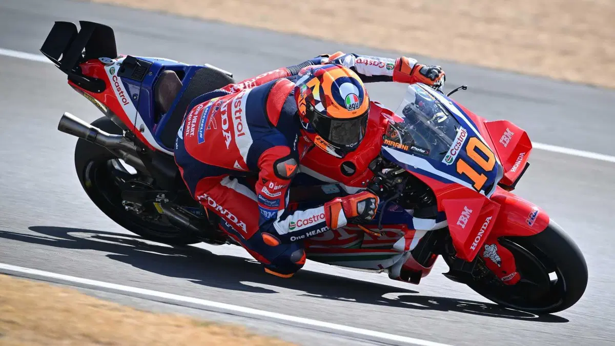 MotoGP 2026. GP del Regno Unito a Silverstone. Le foto più belle della gara e del weekend sul tracciato inglese! [GALLERY] (43)