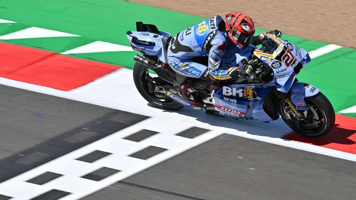MotoGP 2026. GP del Regno Unito a Silverstone. Le foto più belle della gara e del weekend sul tracciato inglese! [GALLERY] (13)