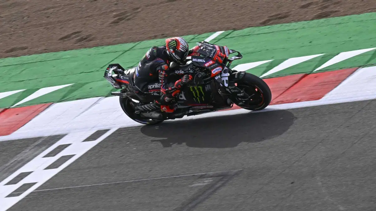 MotoGP 2026. GP del Regno Unito a Silverstone. Le foto più belle della gara e del weekend sul tracciato inglese! [GALLERY] (45)