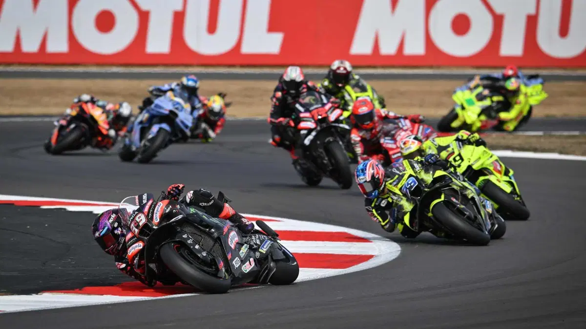 MotoGP 2026. GP del Regno Unito a Silverstone. Le foto più belle della gara e del weekend sul tracciato inglese! [GALLERY] (46)