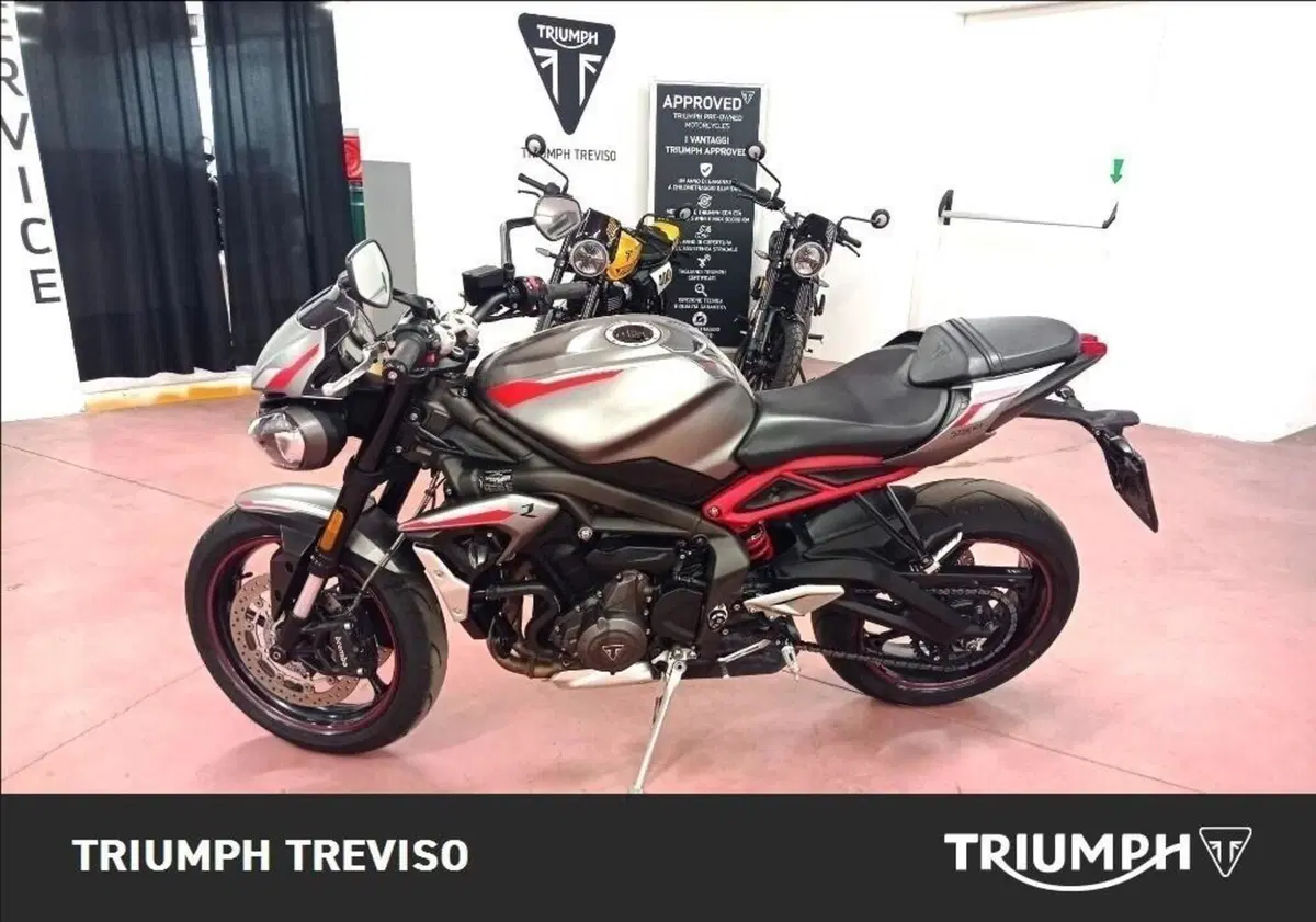 Triumph Street Triple R (2020 - 22)