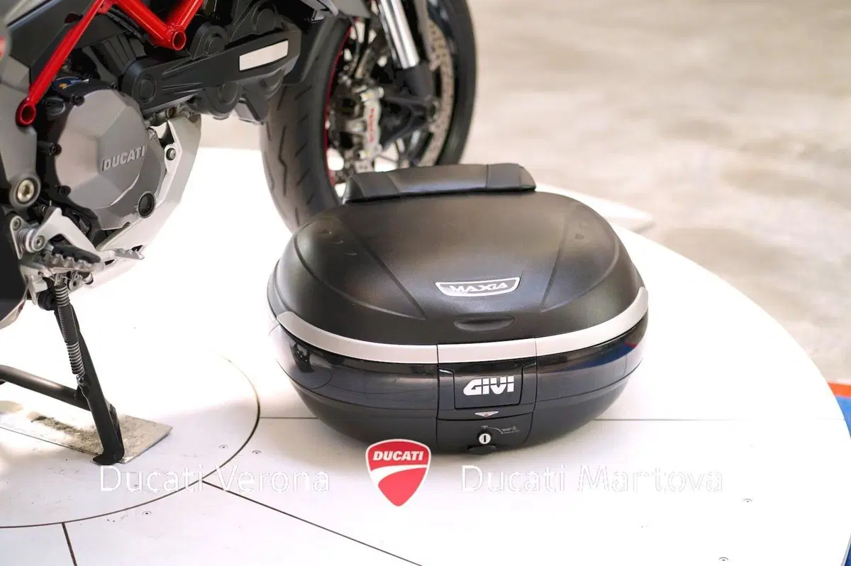 Ducati Multistrada 1260 S Grand Tour (2020) (11)