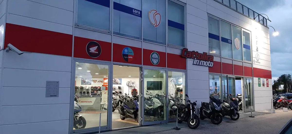 Yamaha T-Max 500 (2004 - 07) (11)