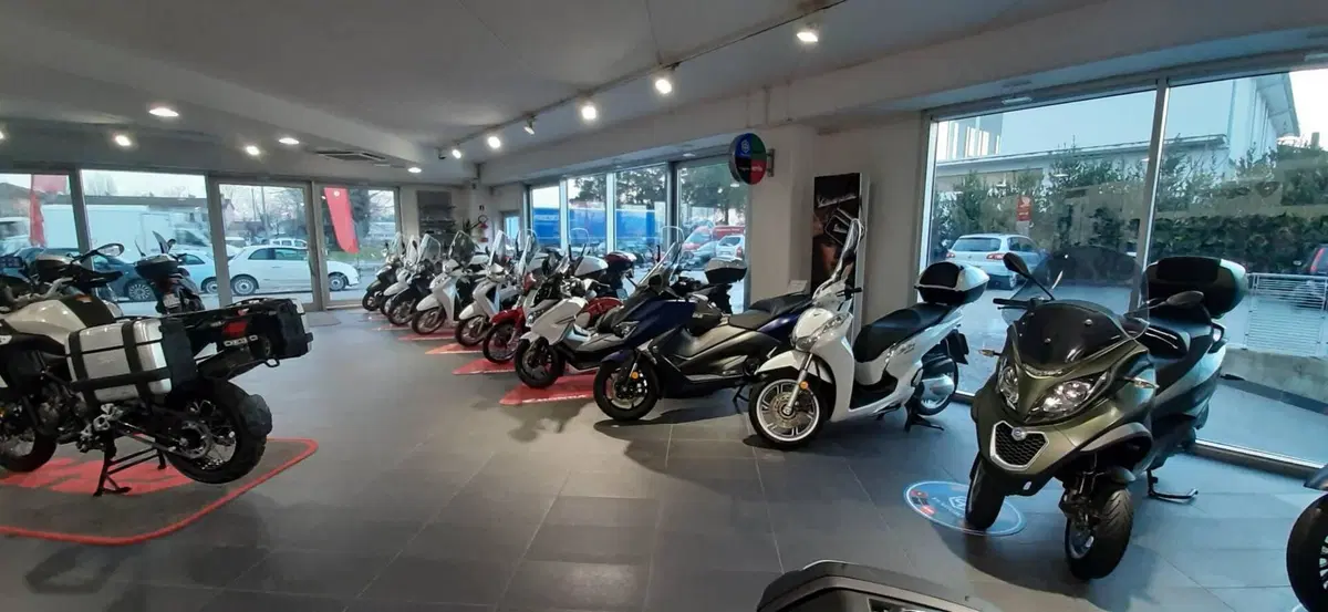 Yamaha T-Max 500 (2004 - 07) (16)