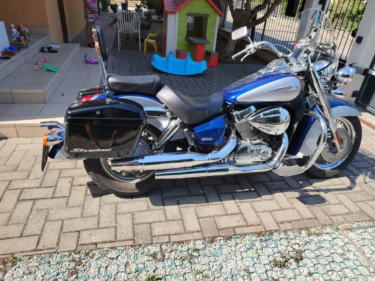 Honda Shadow 750 (2012) (14)