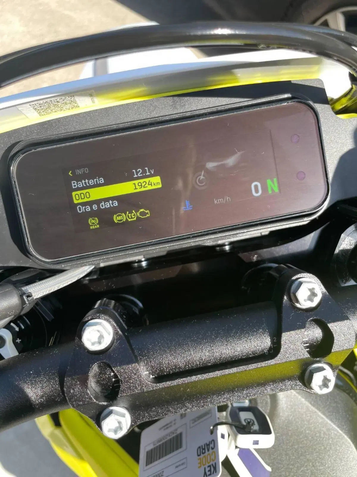 Husqvarna 701 Supermoto (2026) (6)