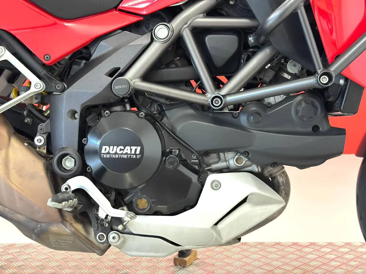 Ducati Multistrada 1200 ABS (2010 - 12) (11)