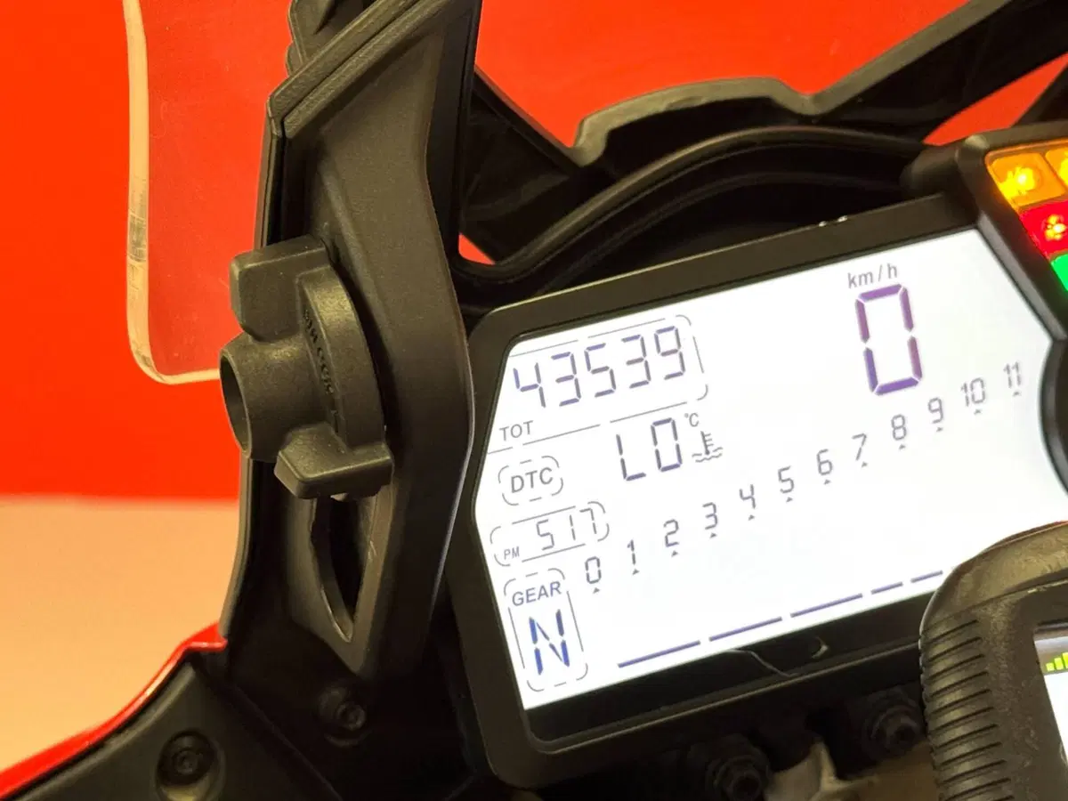 Ducati Multistrada 1200 ABS (2010 - 12) (18)