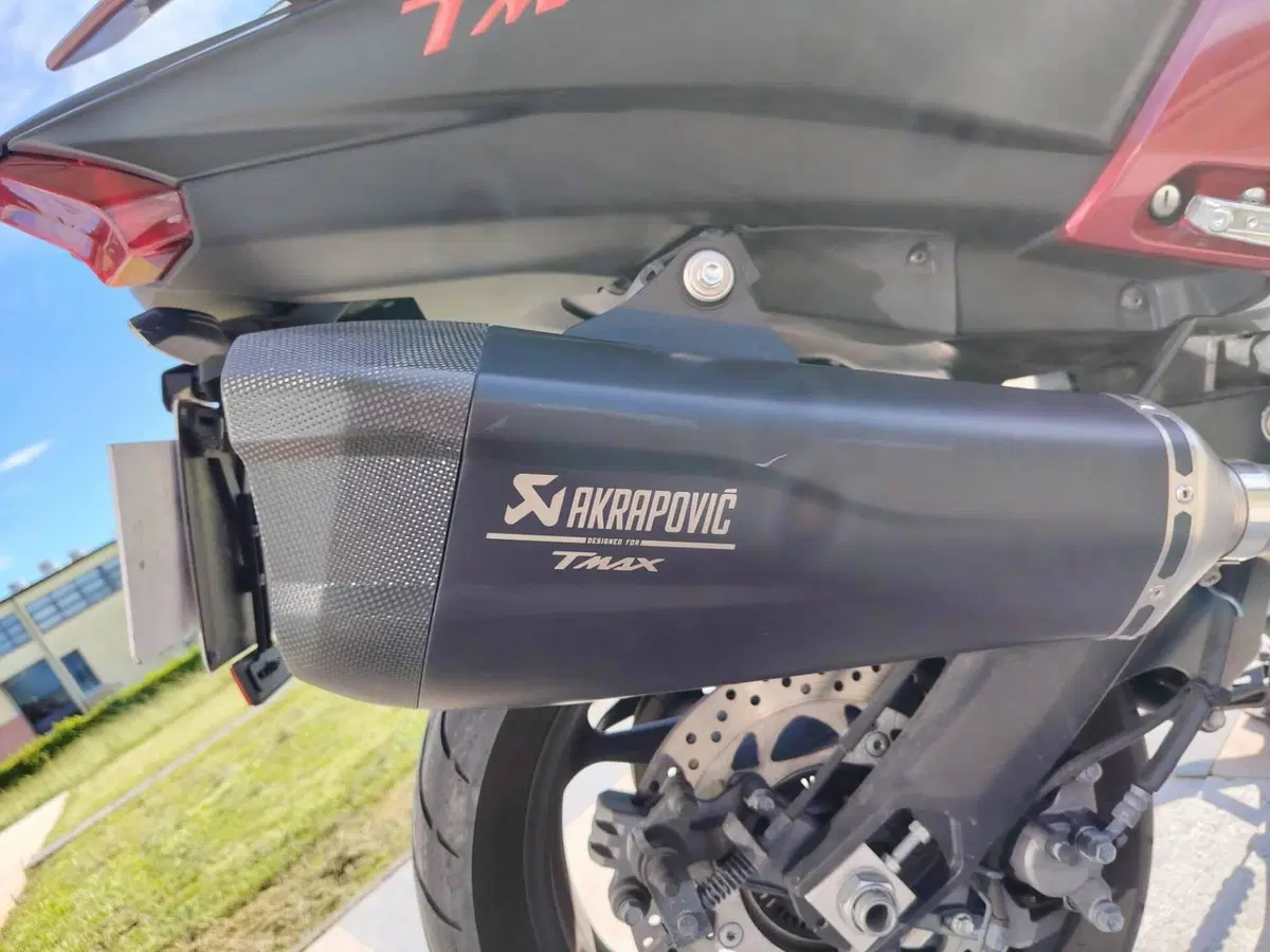 Yamaha T-Max 530 ABS (2015 - 17) (6)