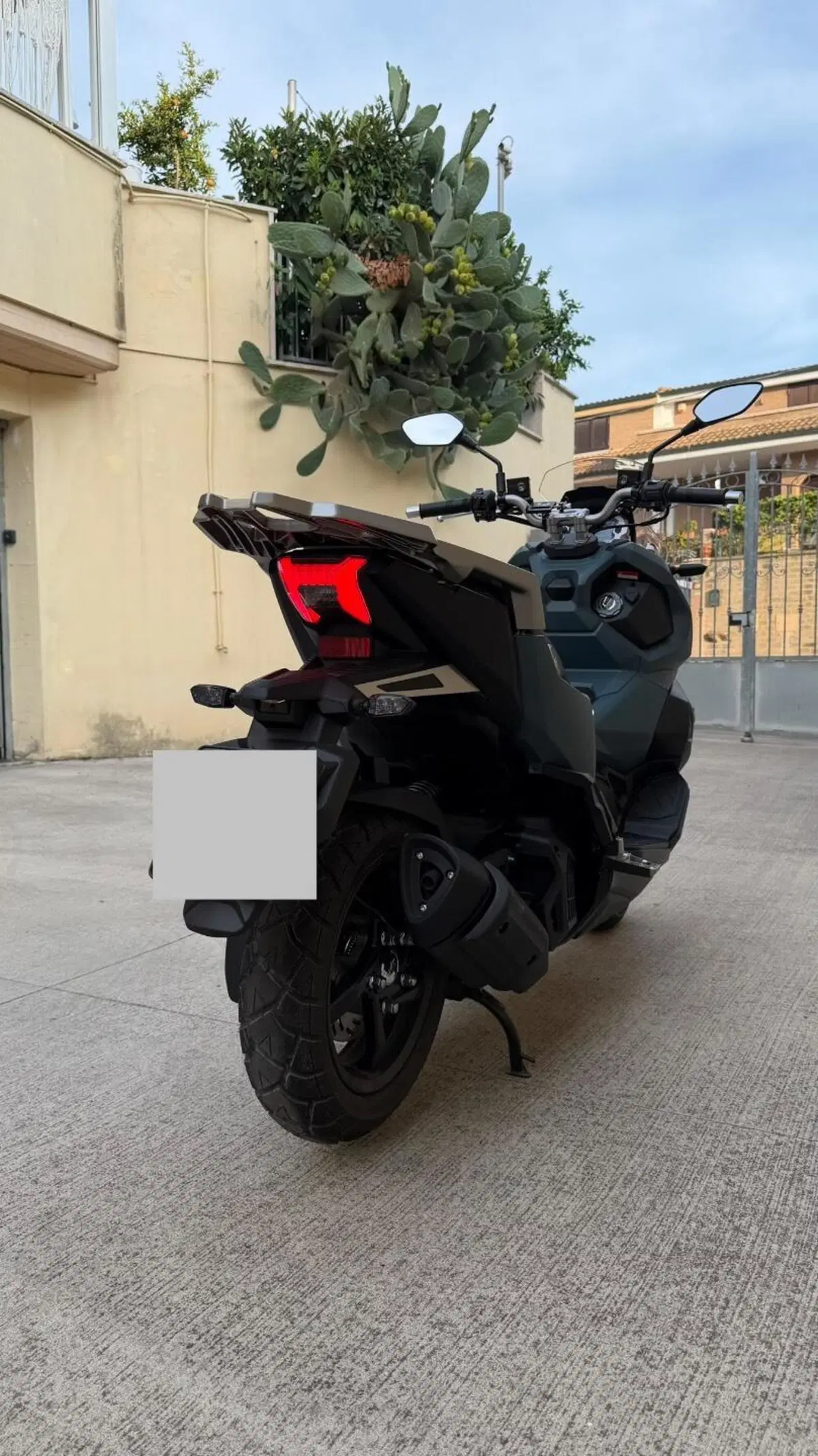 Sym ADX 125 (2025 - 26) (4)