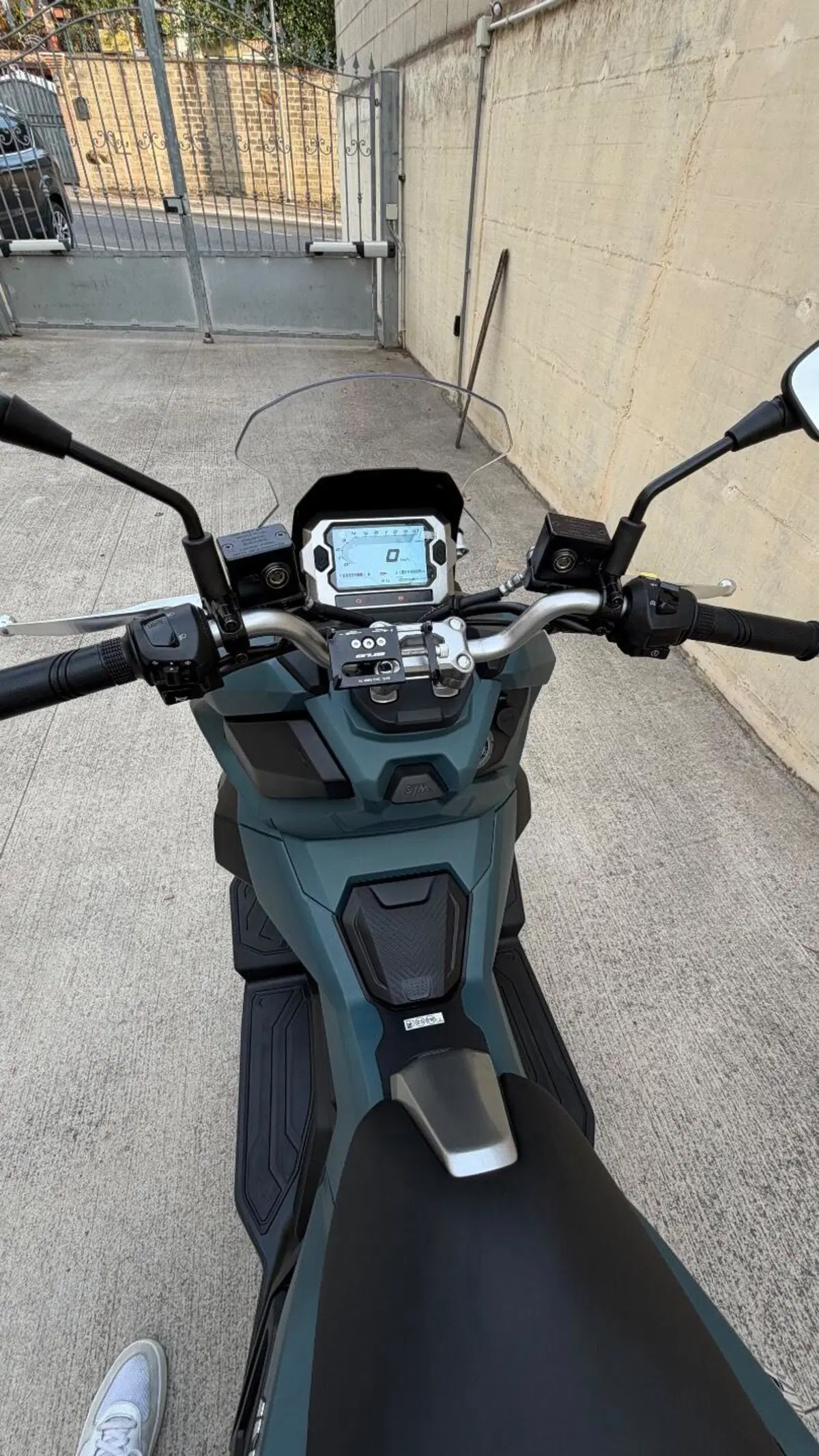 Sym ADX 125 (2025 - 26) (10)