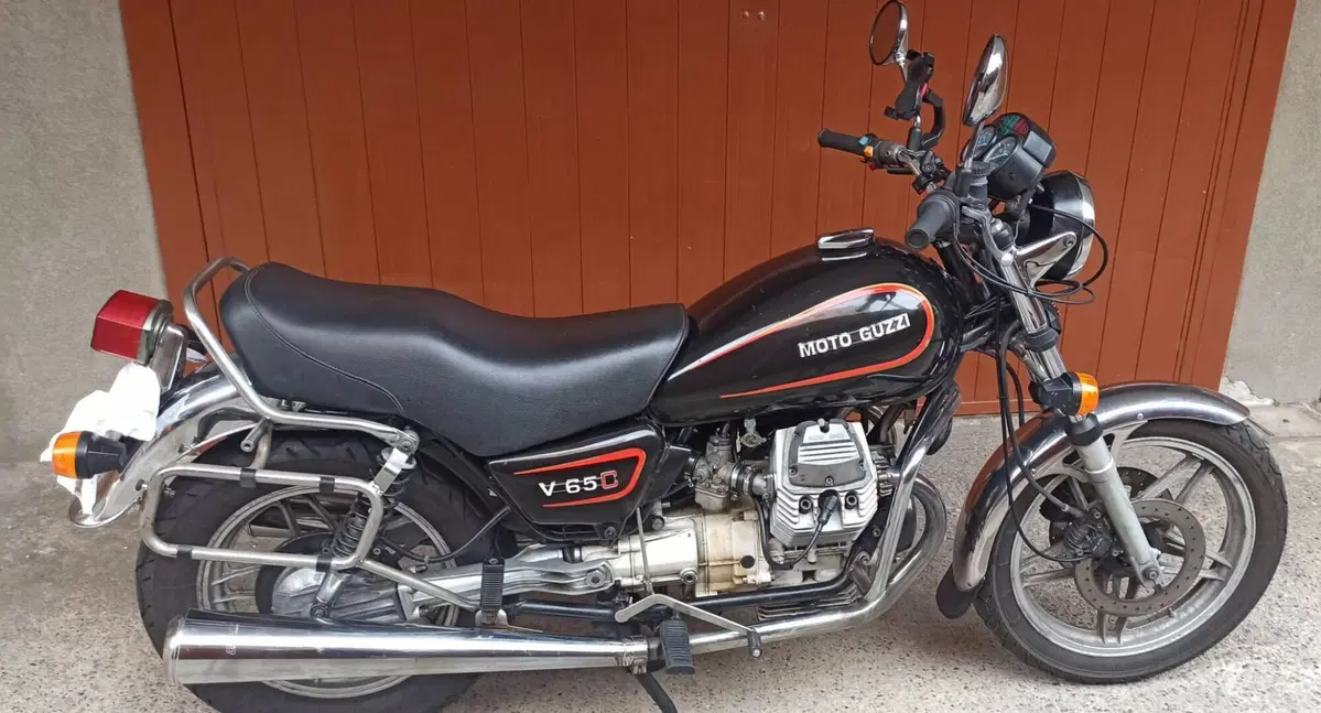 Moto Guzzi V65C