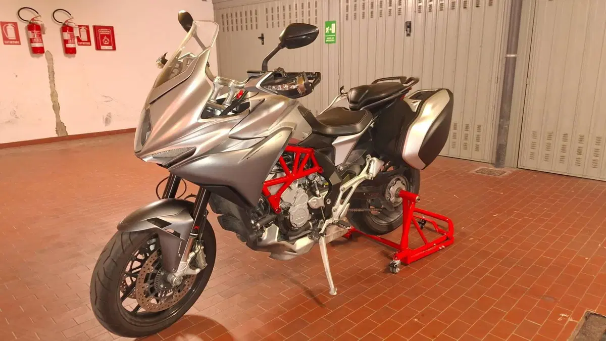 MV Agusta Turismo Veloce 800 (2017 - 2019) (3)