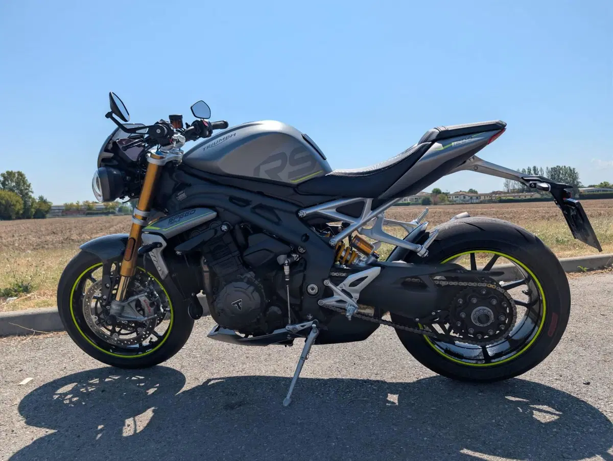 Triumph Speed Triple 1200 RS (2021 - 24) (12)