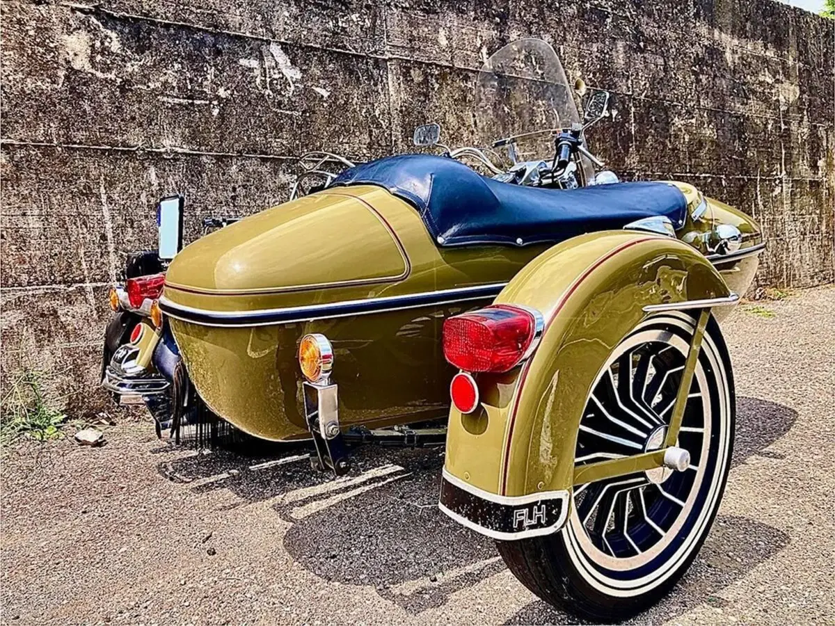 Harley-Davidson ELECTRA GLIDE HERITAGE EDITION  (4)