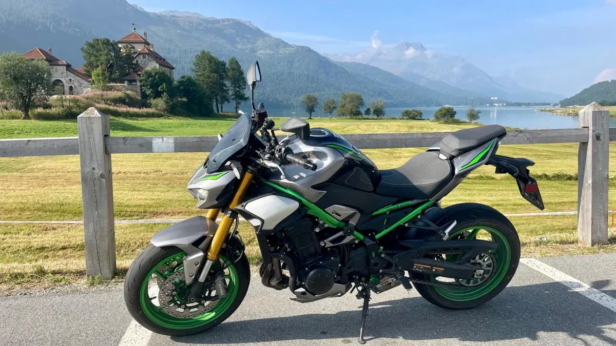 Kawasaki Z 900 SE (2025 - 26)