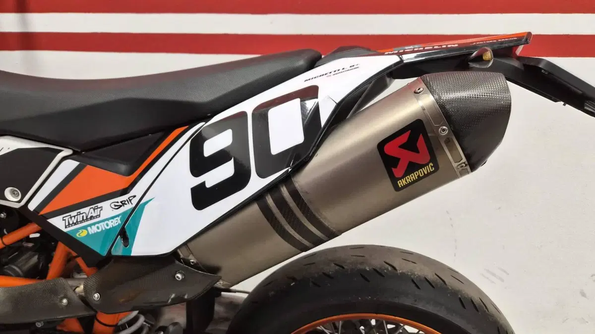 KTM 690 SMC R (2012 -17) (6)