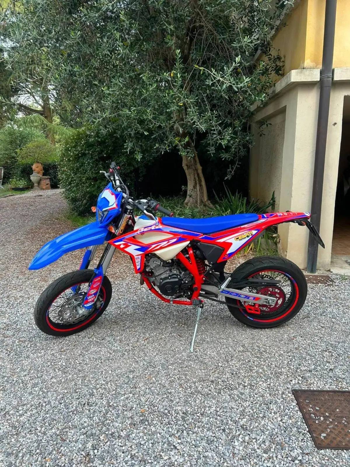 Betamotor RR 125 4T Motard R (2025 - 26) (4)