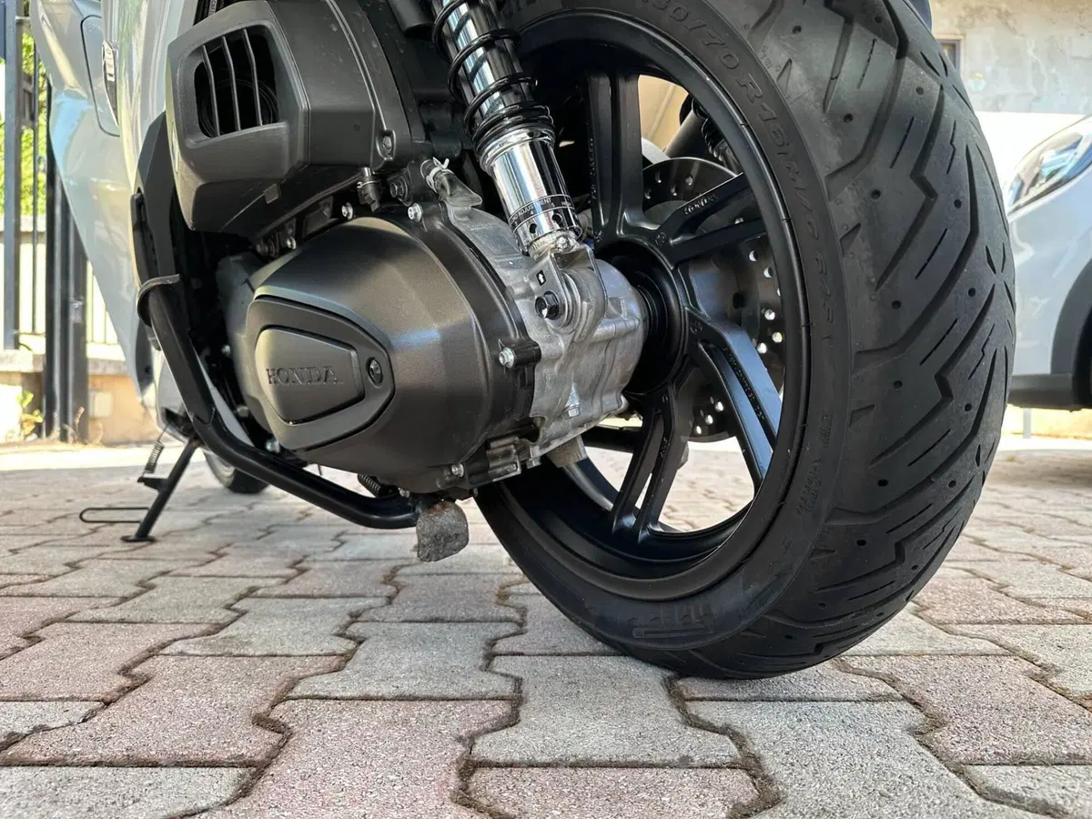 Honda SH 350i GT (2025 - 26) (9)