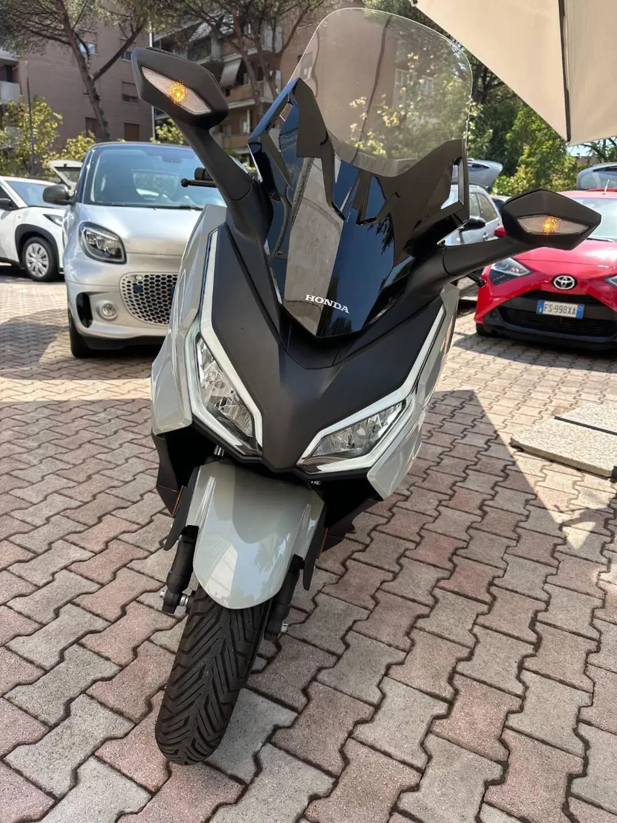 Honda Forza 350 (2025 - 26) (2)