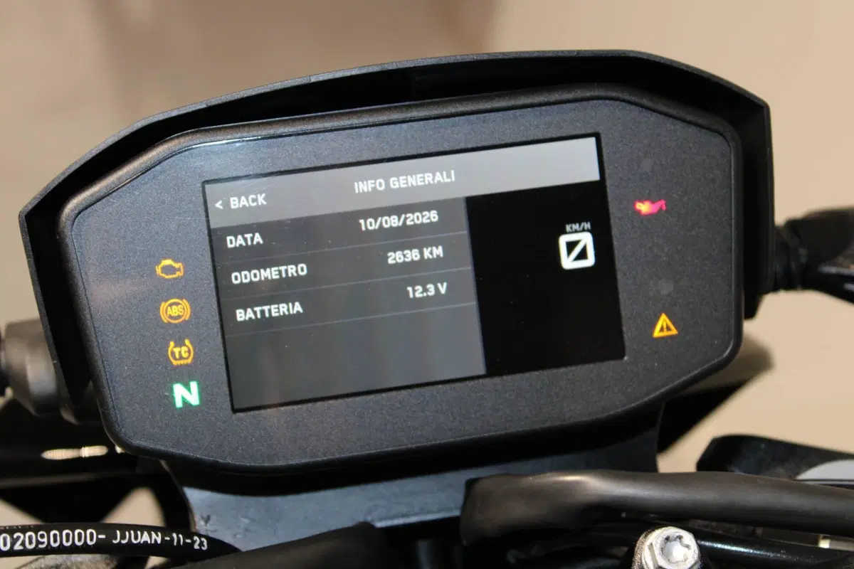 KTM 790 Duke (2025 - 26) (7)
