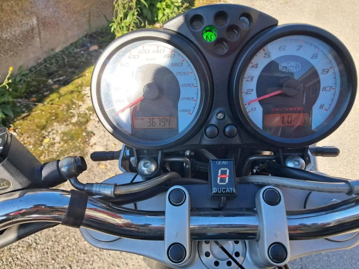 Ducati Monster 800 (2003 - 05) (9)