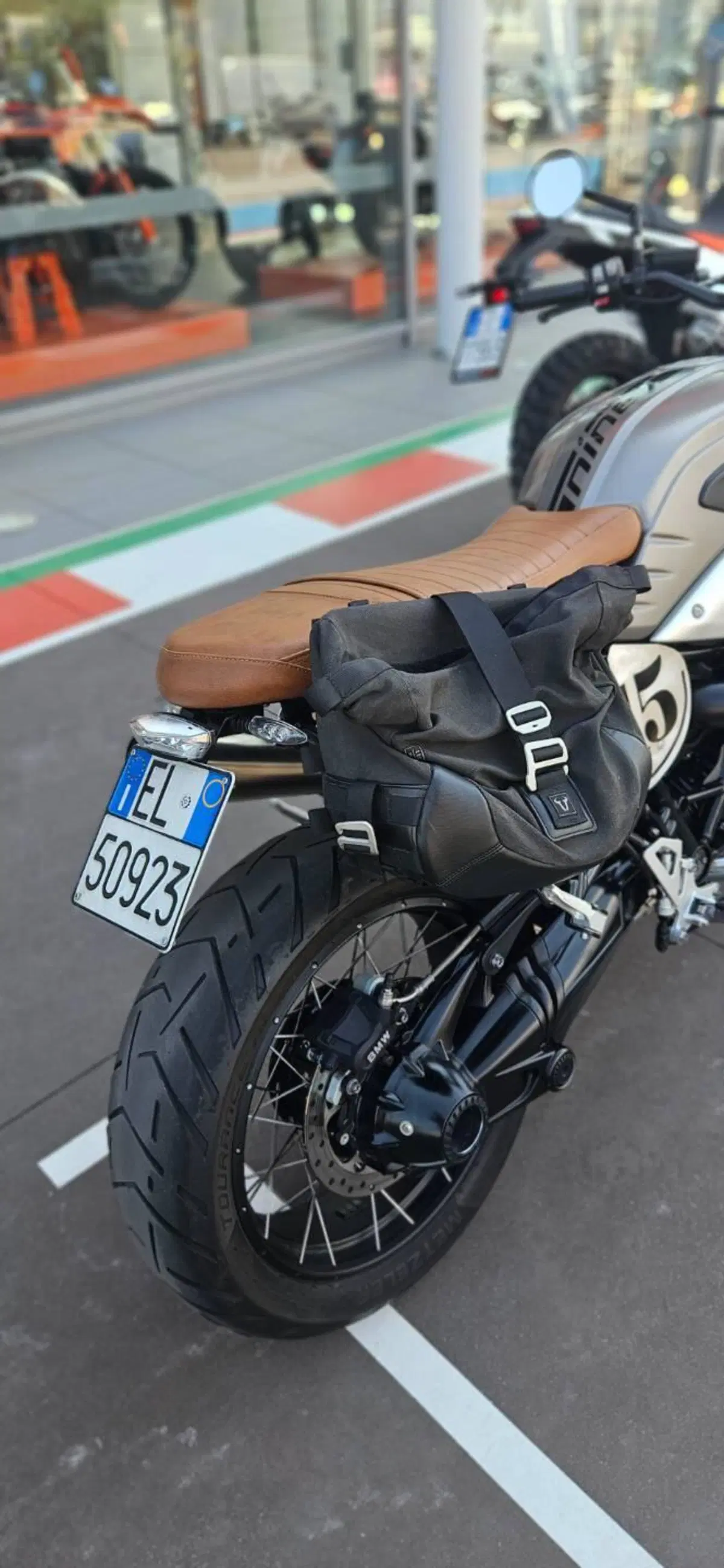 Bmw R nineT 1200 Scrambler (2016 - 20) (8)