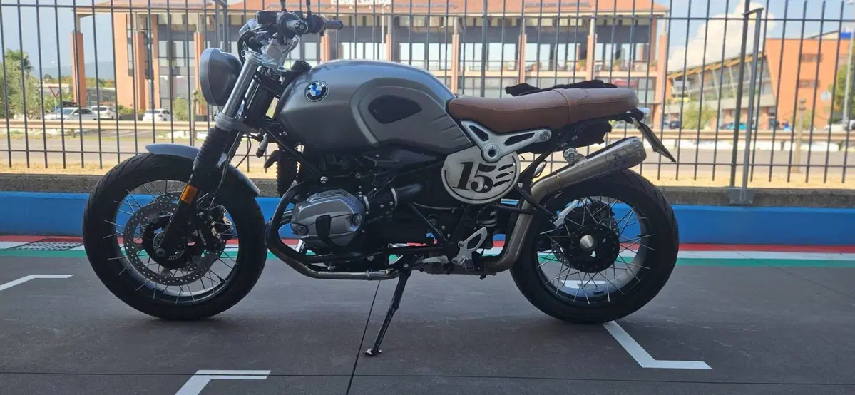 Bmw R nineT 1200 Scrambler (2016 - 20) (2)
