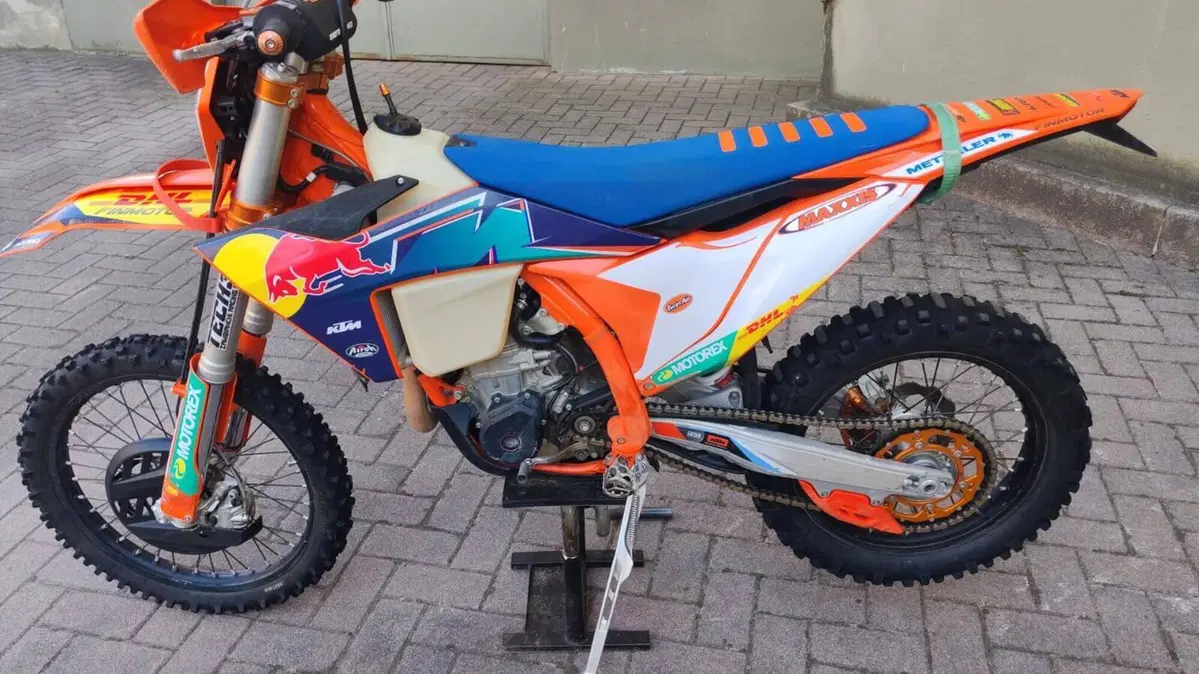 KTM 500 EXC-F (2024) (2)