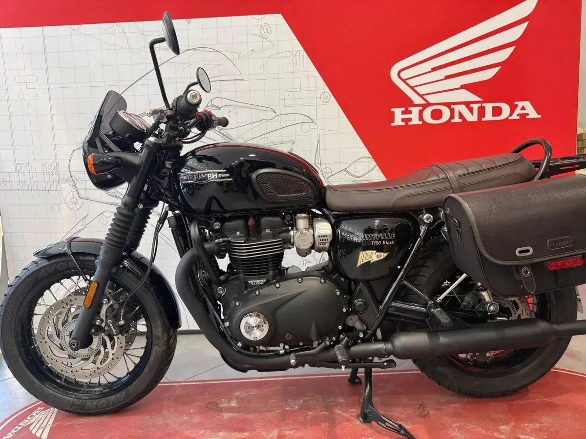 Triumph Bonneville T120 Black (2021 - 25)
