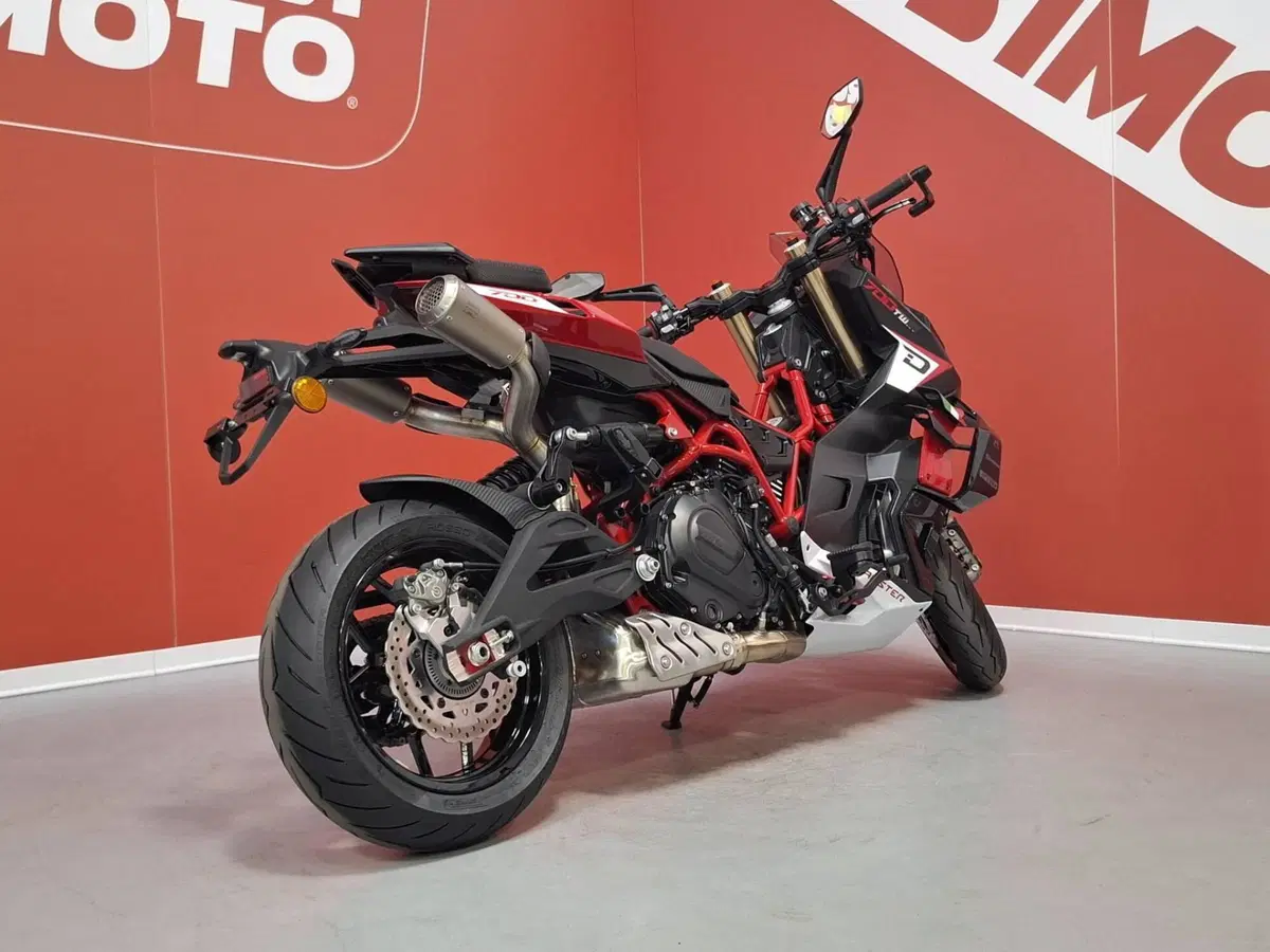 Italjet Moto Dragster 700 Twin Premium (2025 - 26) (3)