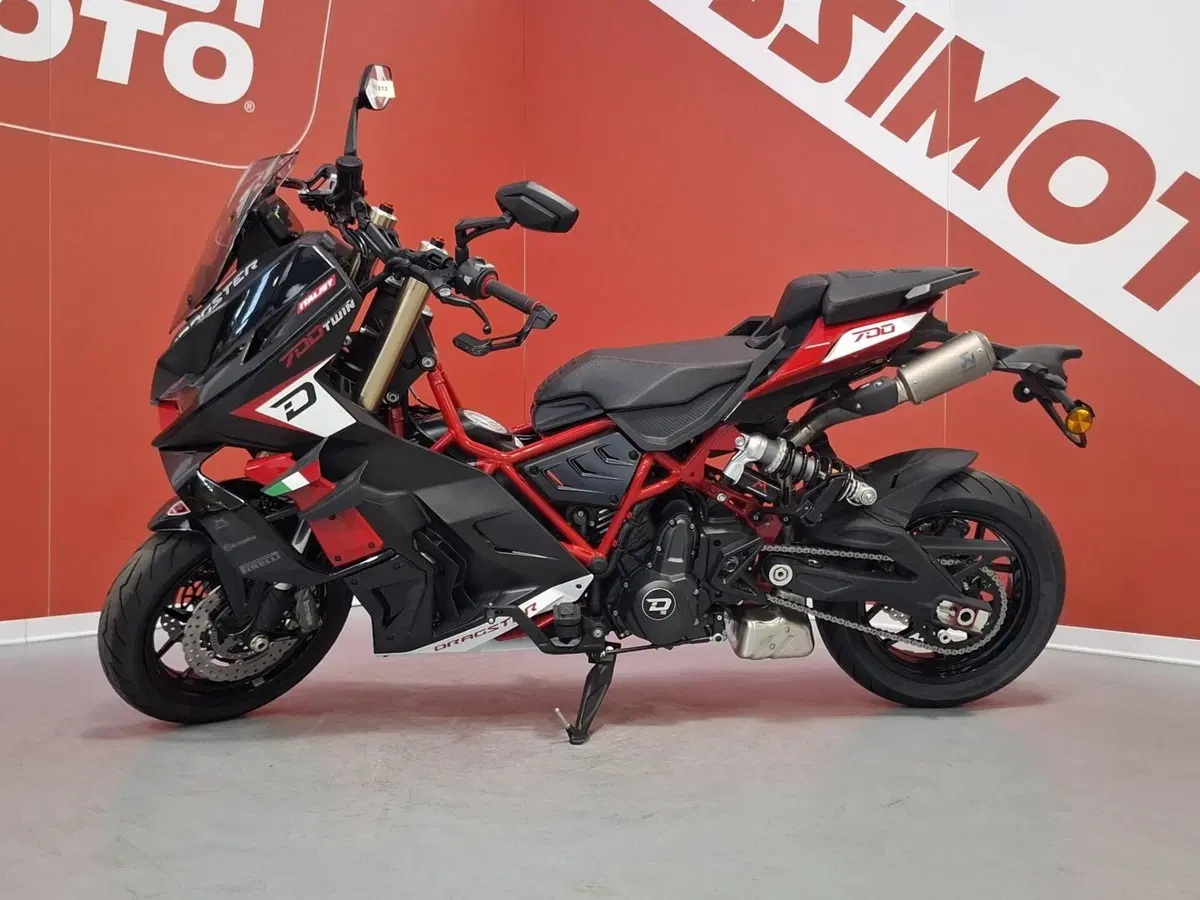 Italjet Moto Dragster 700 Twin Premium (2025 - 26) (7)