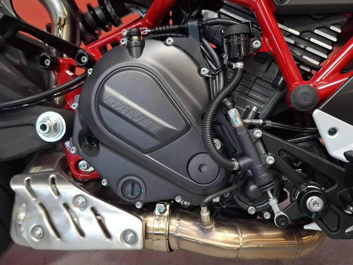 Italjet Moto Dragster 700 Twin Premium (2025 - 26) (13)