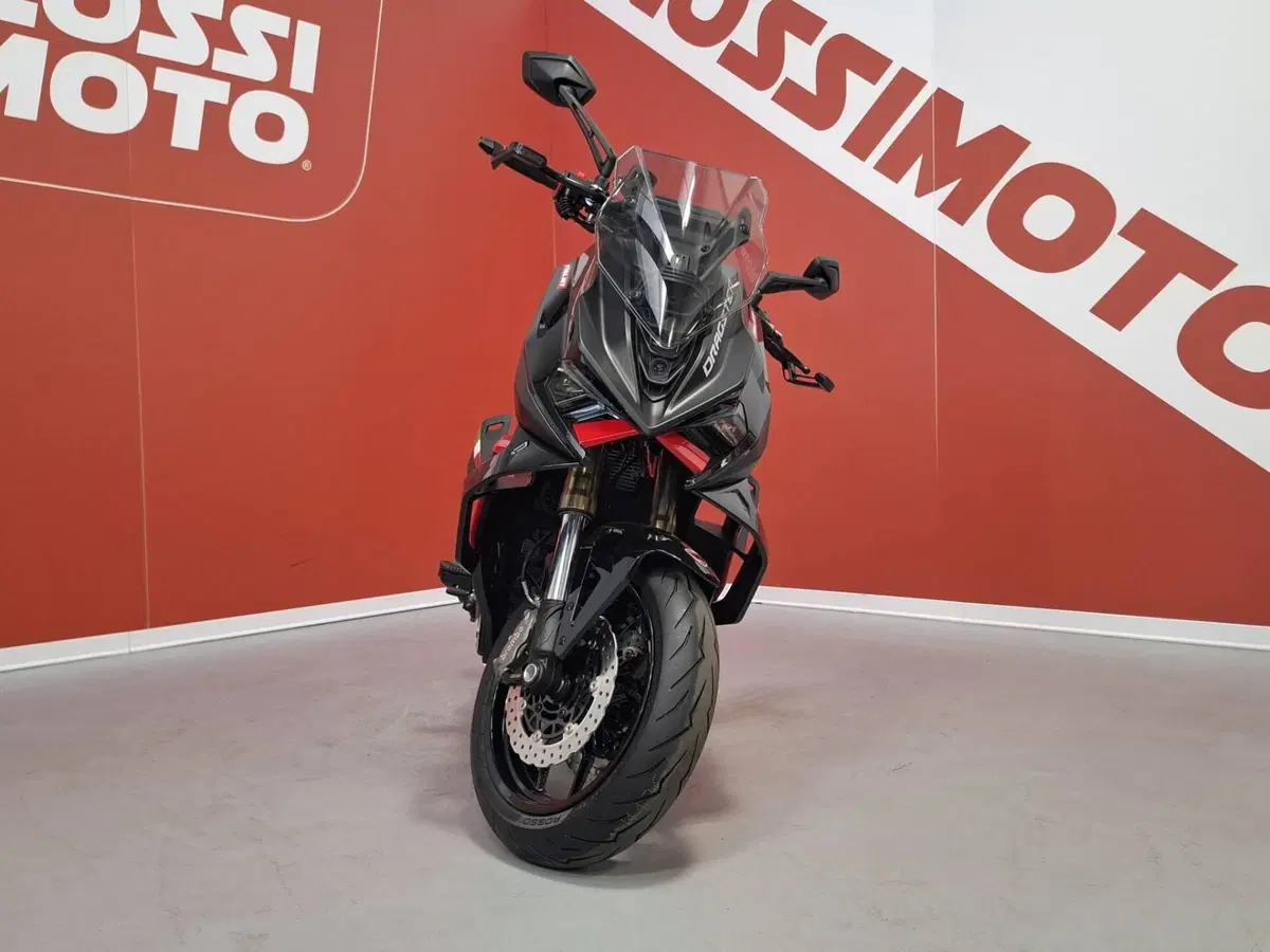 Italjet Moto Dragster 700 Twin Premium (2025 - 26) (10)