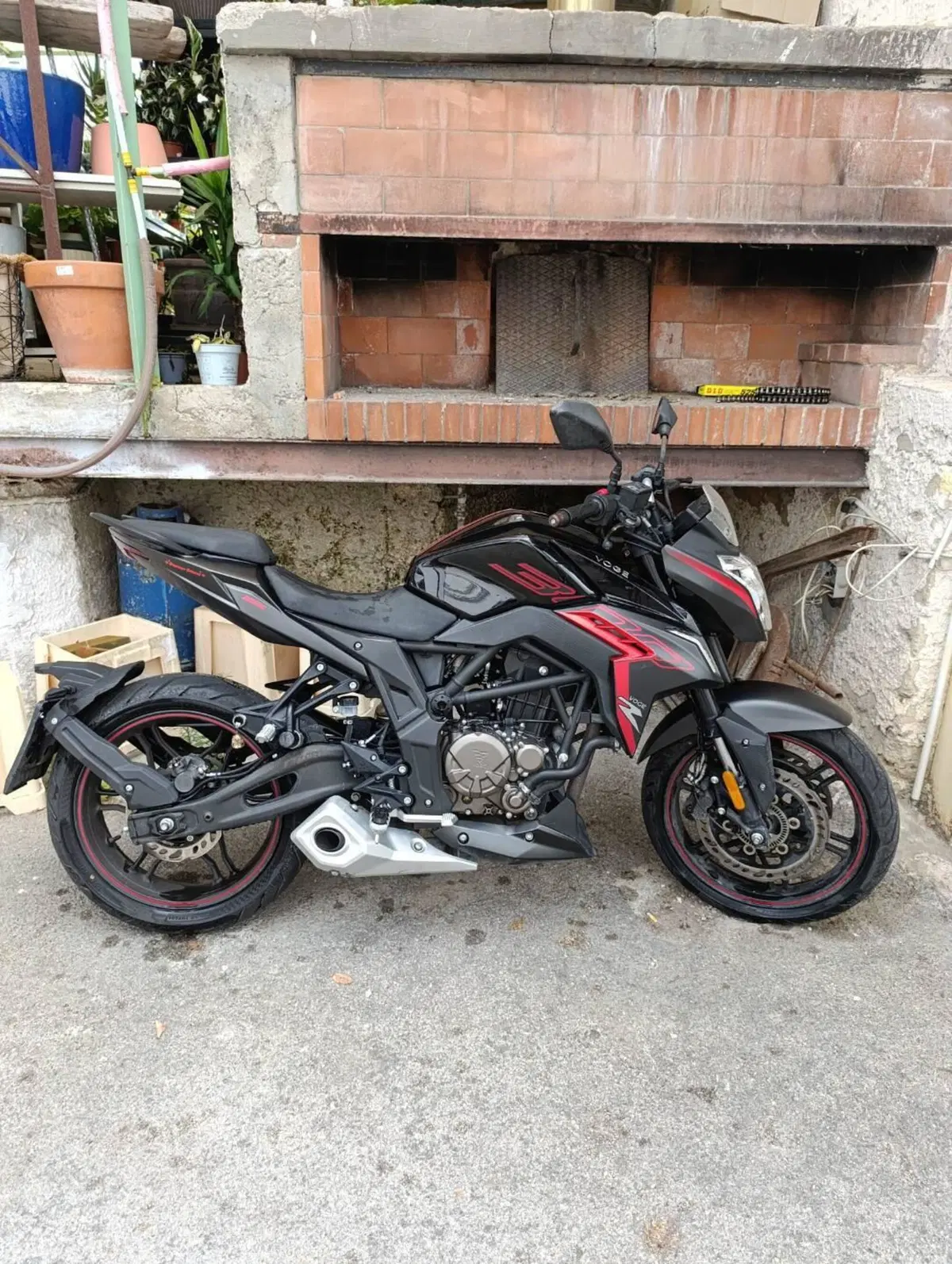 Voge Brivido 300R (2021 - 24) (2)