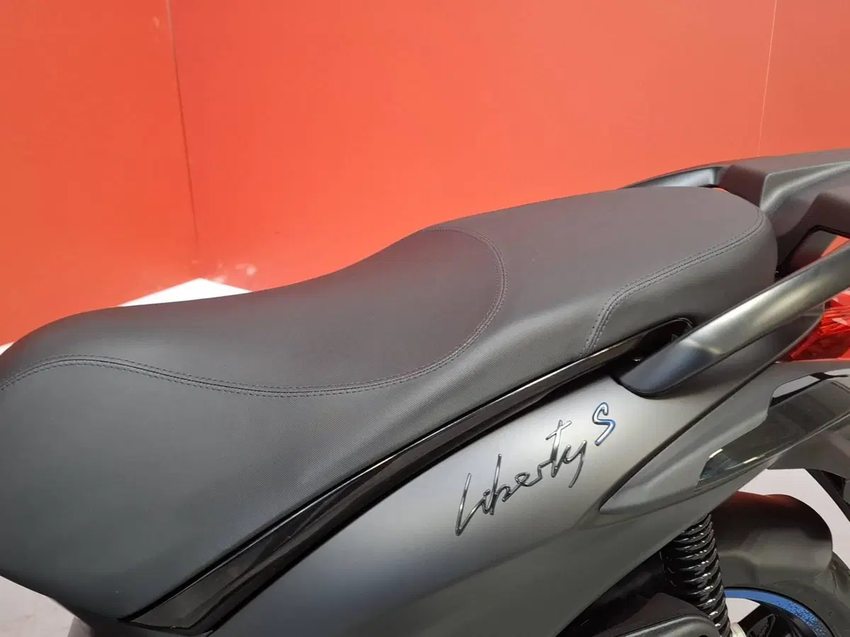 Piaggio Liberty 125 S (2025 - 26) (11)