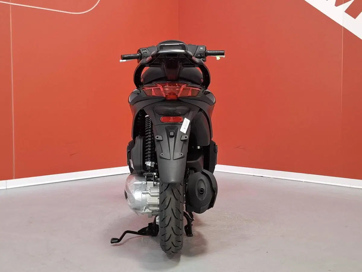 Piaggio Liberty 125 S (2025 - 26) (4)