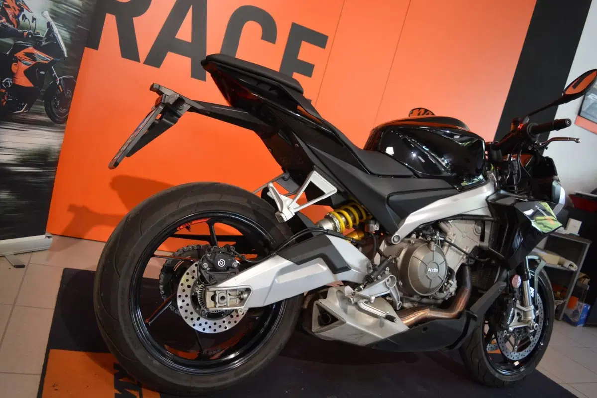 Aprilia Tuono 660 Factory (2022 - 24) (4)