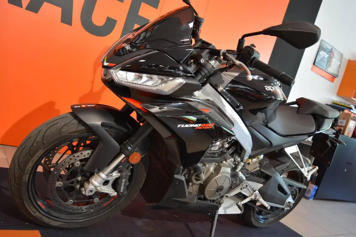 Aprilia Tuono 660 Factory (2022 - 24) (5)