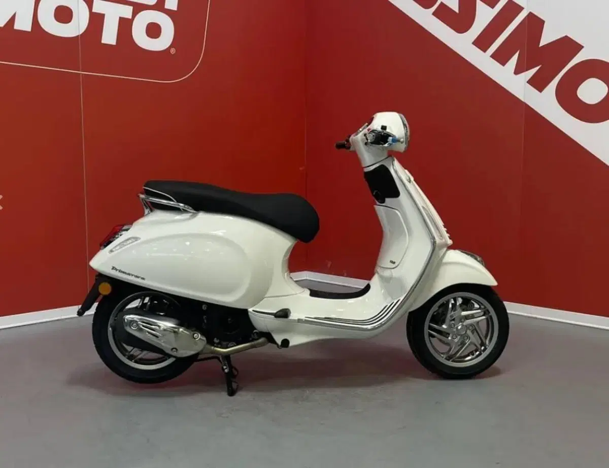 Vespa Primavera 125 (2026) (2)